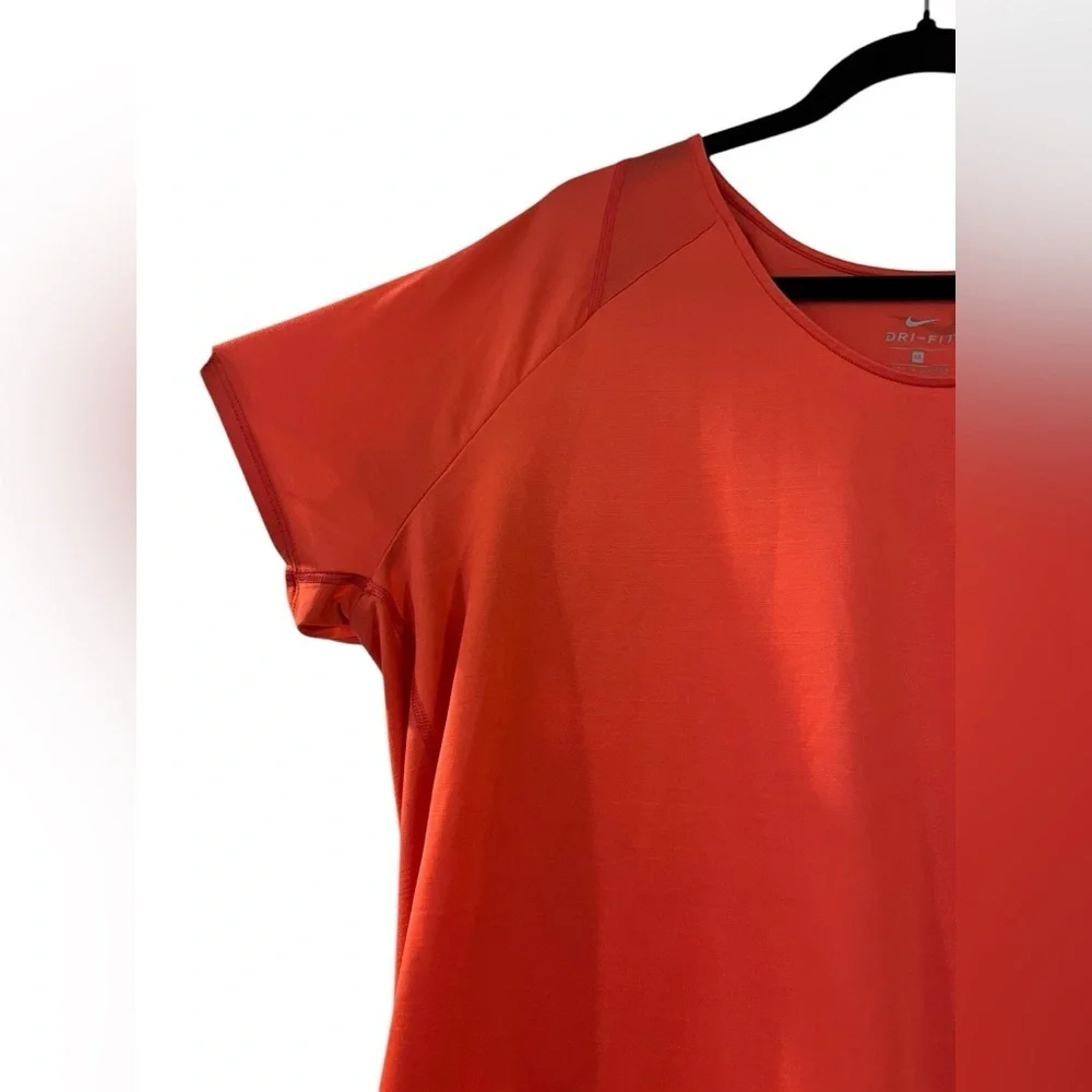 Nike Women's Orange Top Size 1X